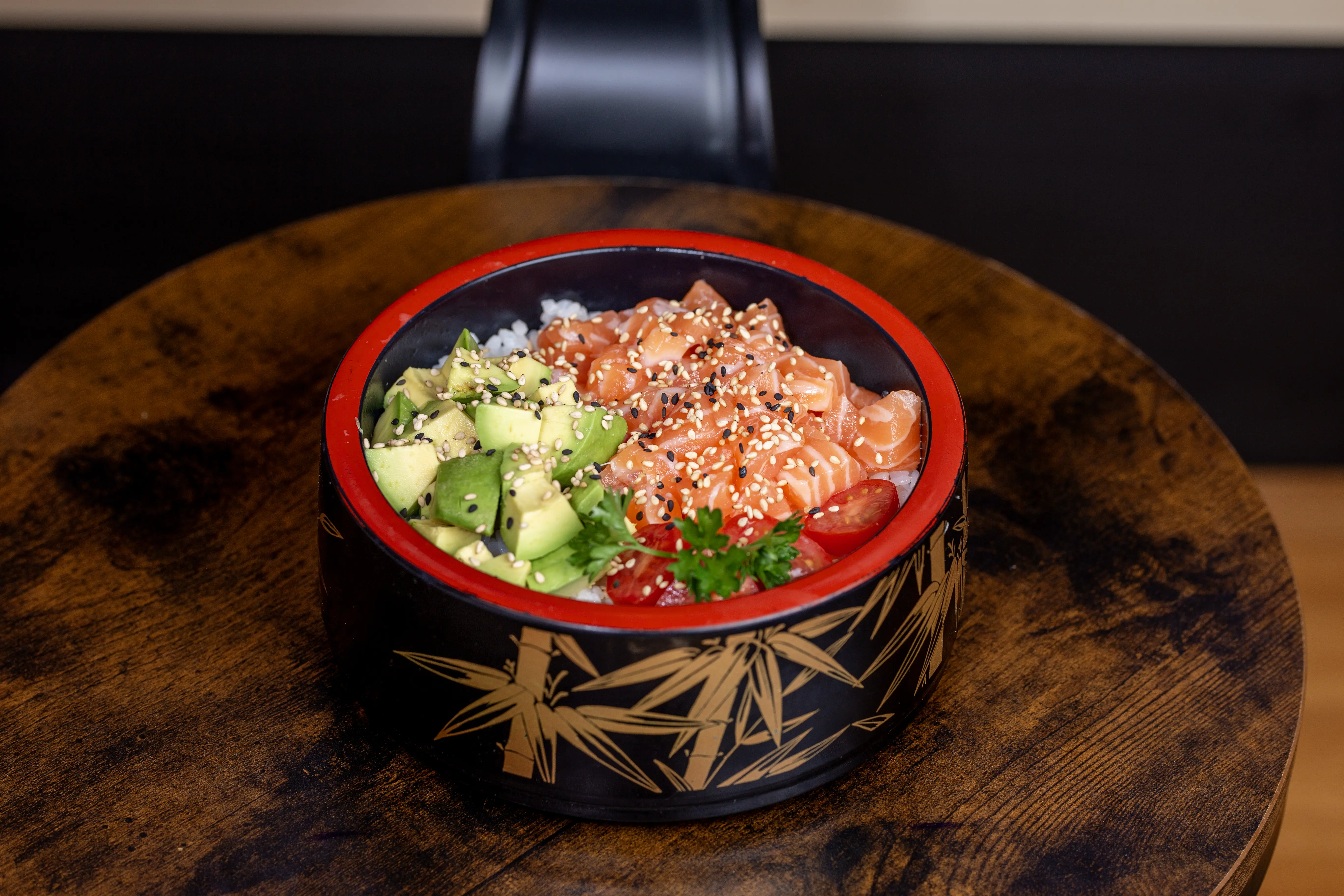 4 CH (Tartare de saumon Avocat)